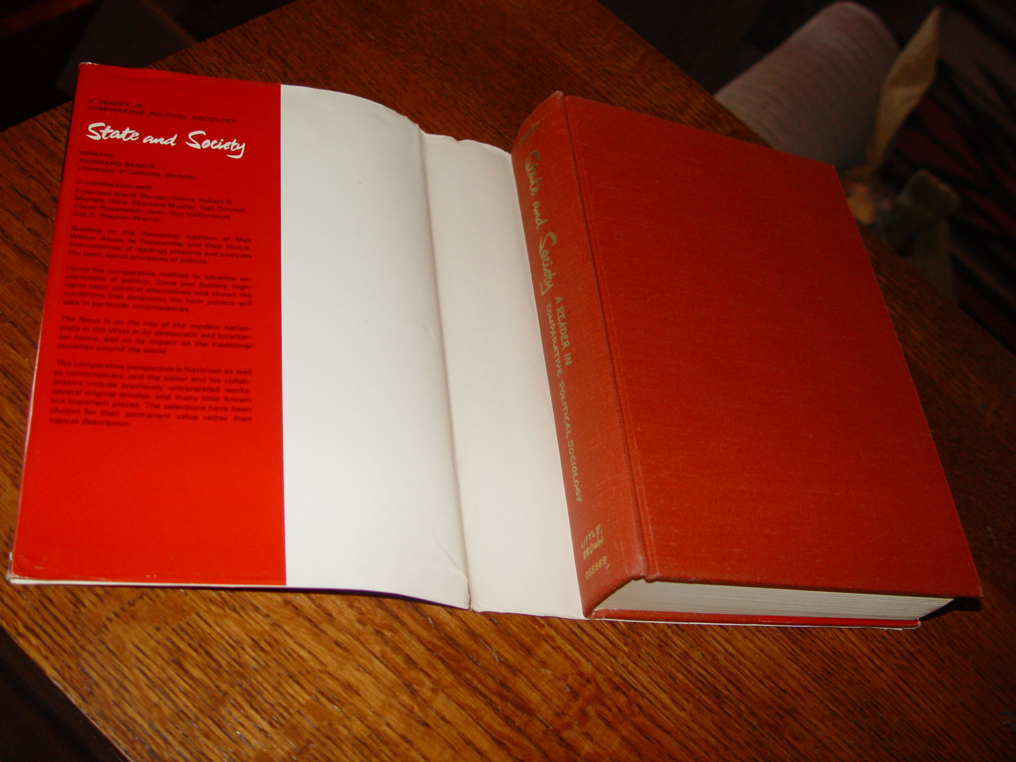 State and Society: A reader in
                            Comparative Political Sociology 1968
                            Reinhard Bendix