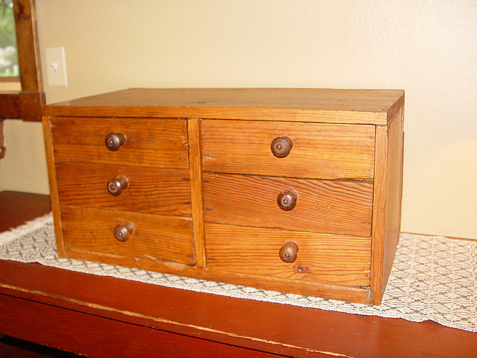 19TH c Small pine six drawer general
                          store apothecary cabinet