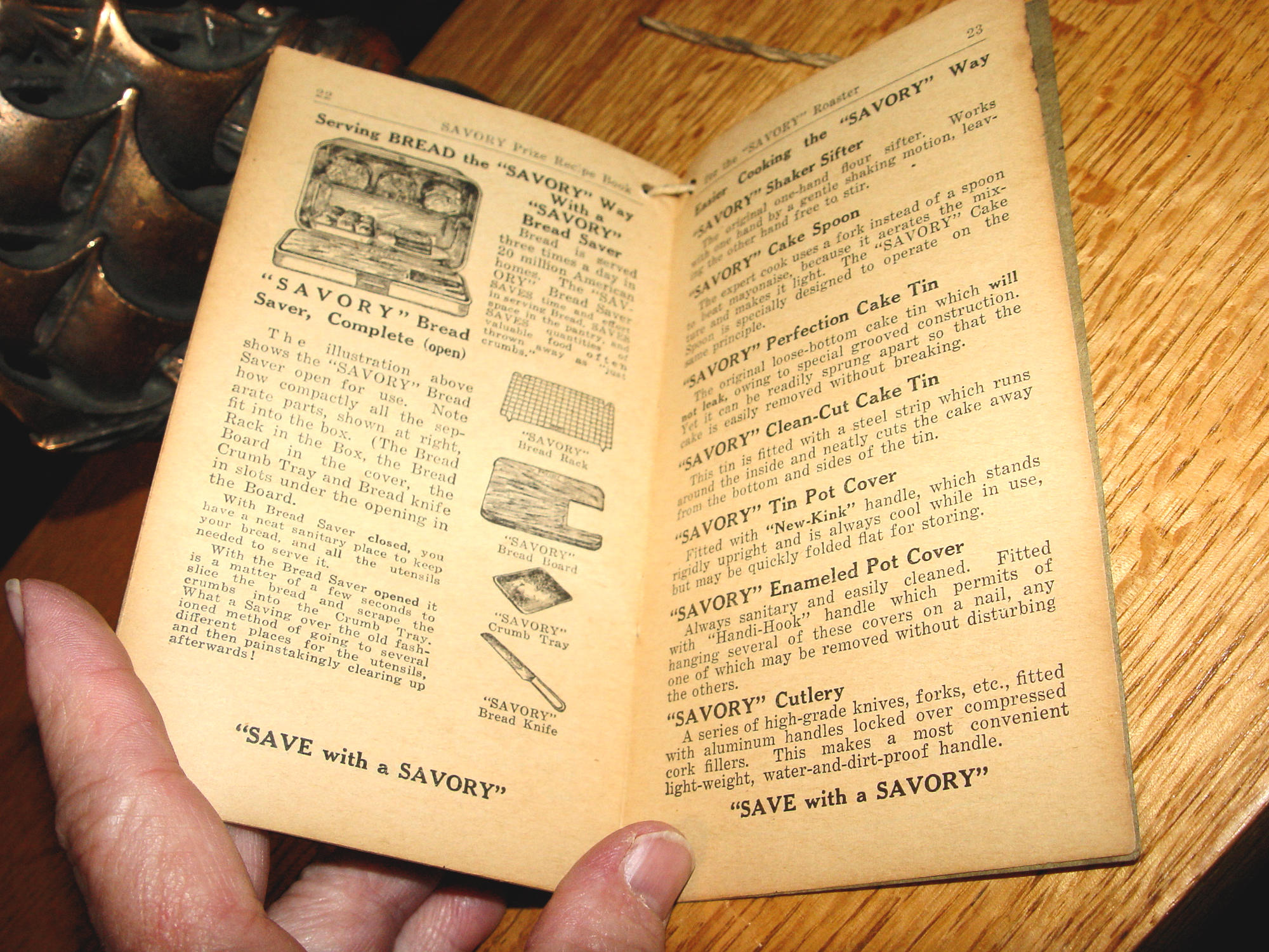 1922 Savory Roaster Advertising Cookbook
(Thanksgiving) – Republic Metalware Co., NY
