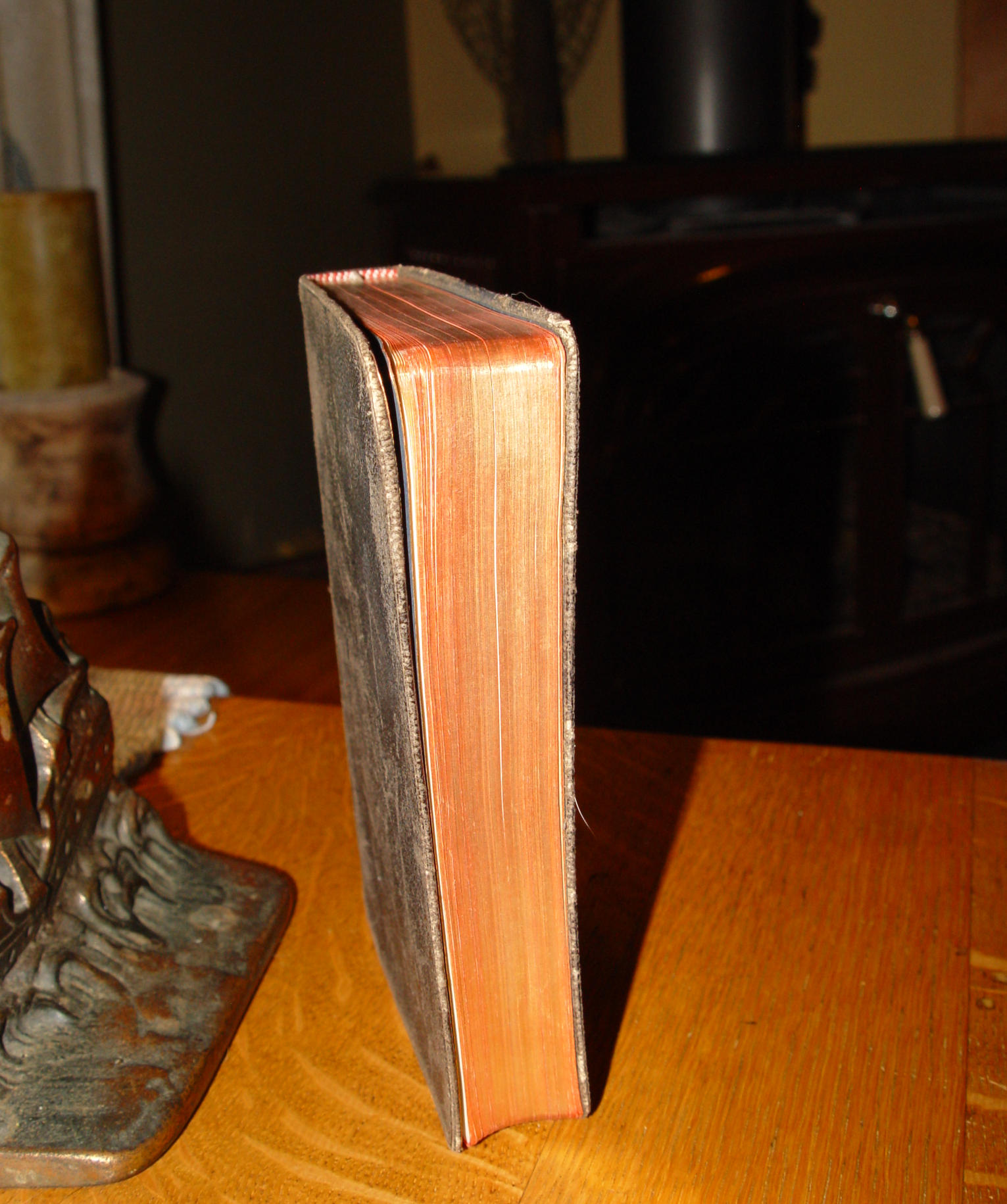Bibeln eller Den Heliga Skrift – Swedish
Bible (Stockholm, 1906)