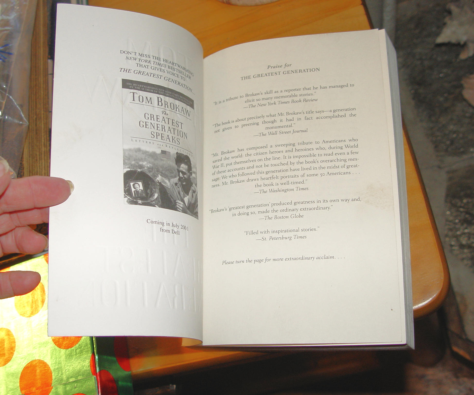 The Greatest Generation — Tom Brokaw
(2001 Softcover)
