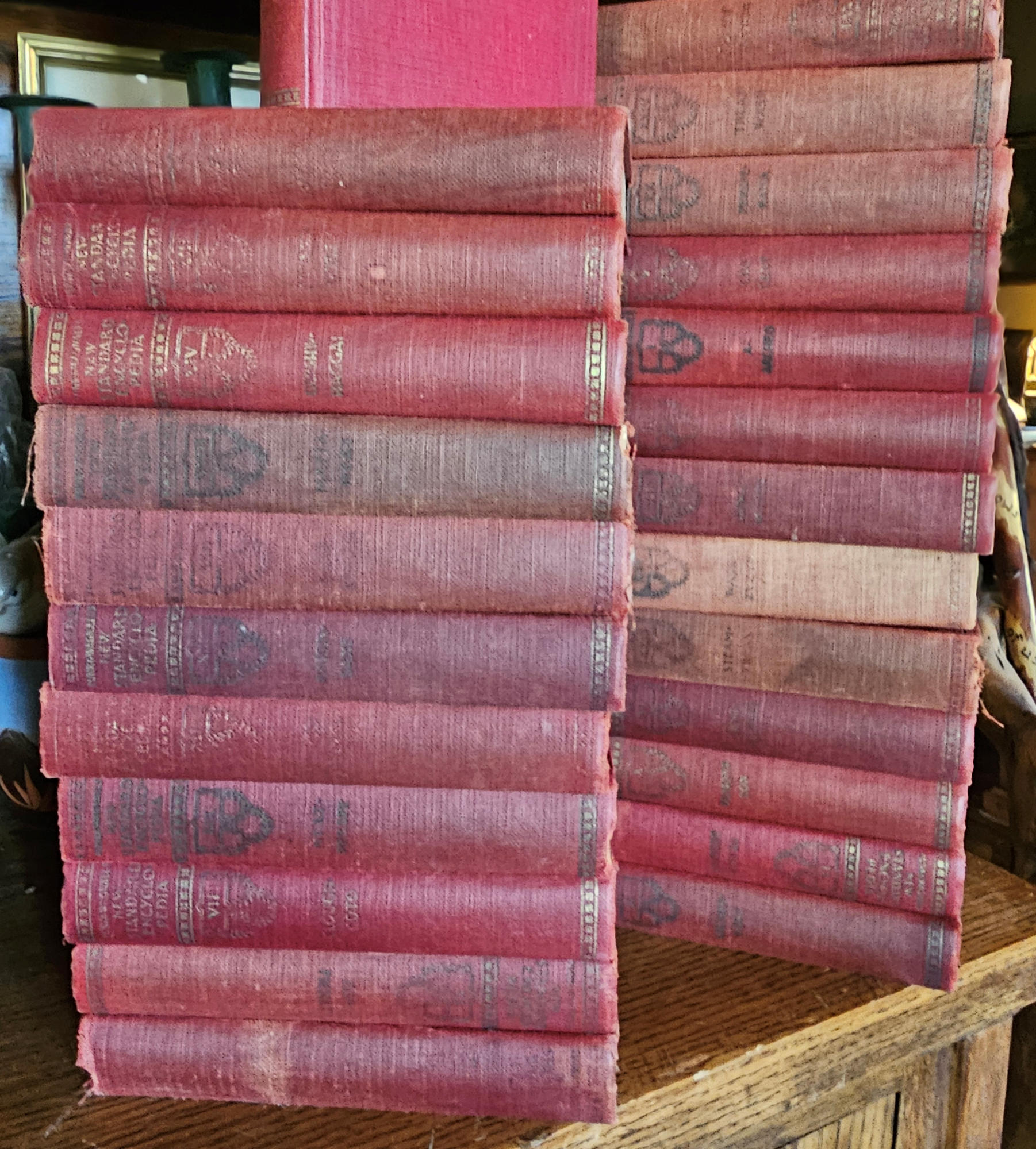 Vtg Funk & Wagnalls New Standard
Encyclopedia of Universal Knowledge -
Complete