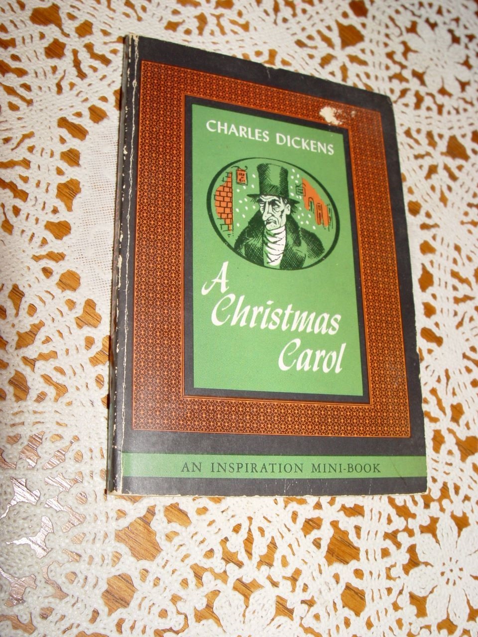 Charles Dickens A Christmas Carol - A
                        Little Inspiration Classic 1966