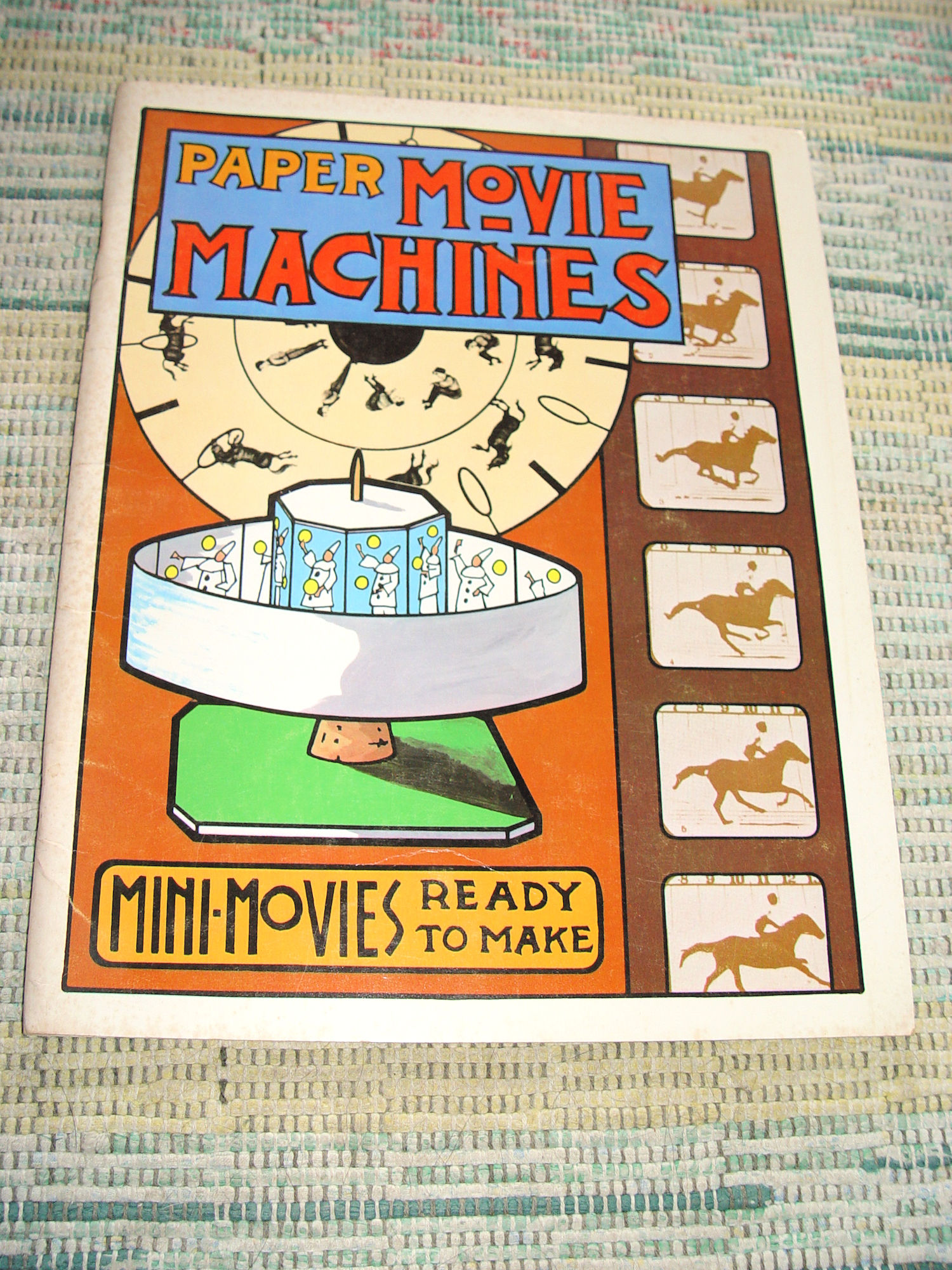 Paper Movie Machines: Mini-Movies Ready
to Make 1975 by Budd Wentz