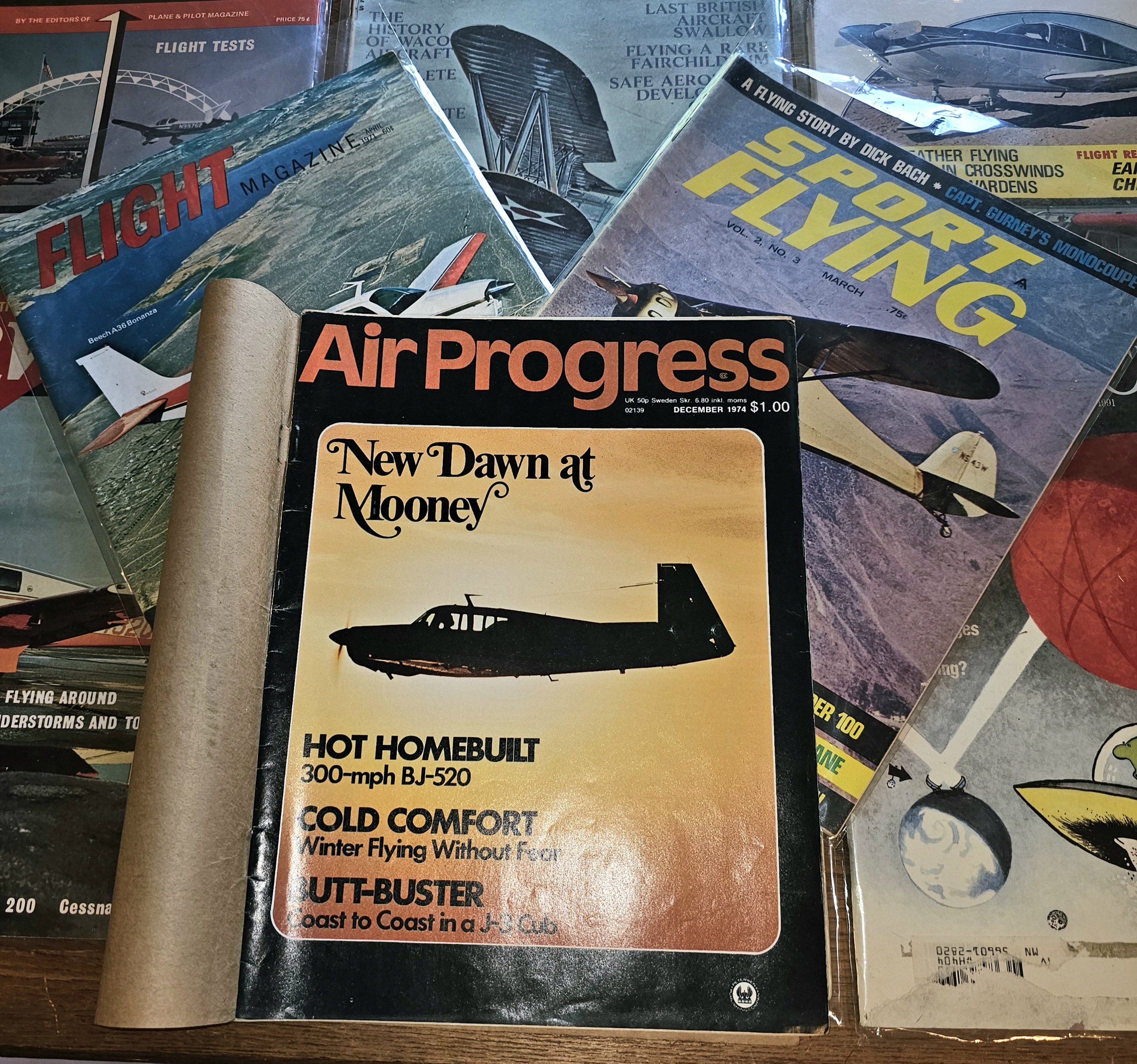 Aviation Magazine Lot 1960s‑1970s – Air
Progress, Flight Digest, Air Trails, Airways –
8 Issues