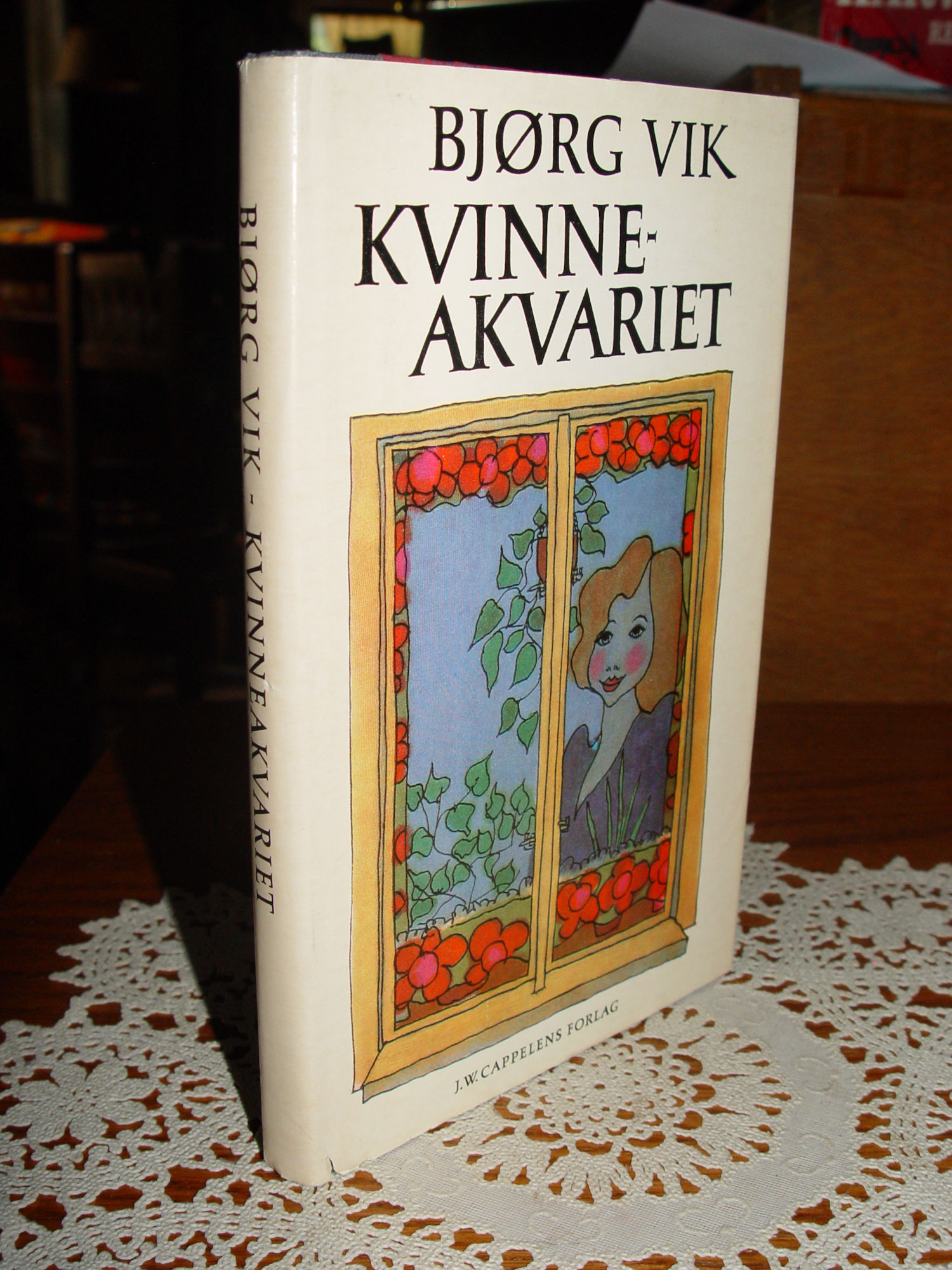 Kvinne-akvariet
                        1972 (The Aquarium of Women) by Bjørg Vik