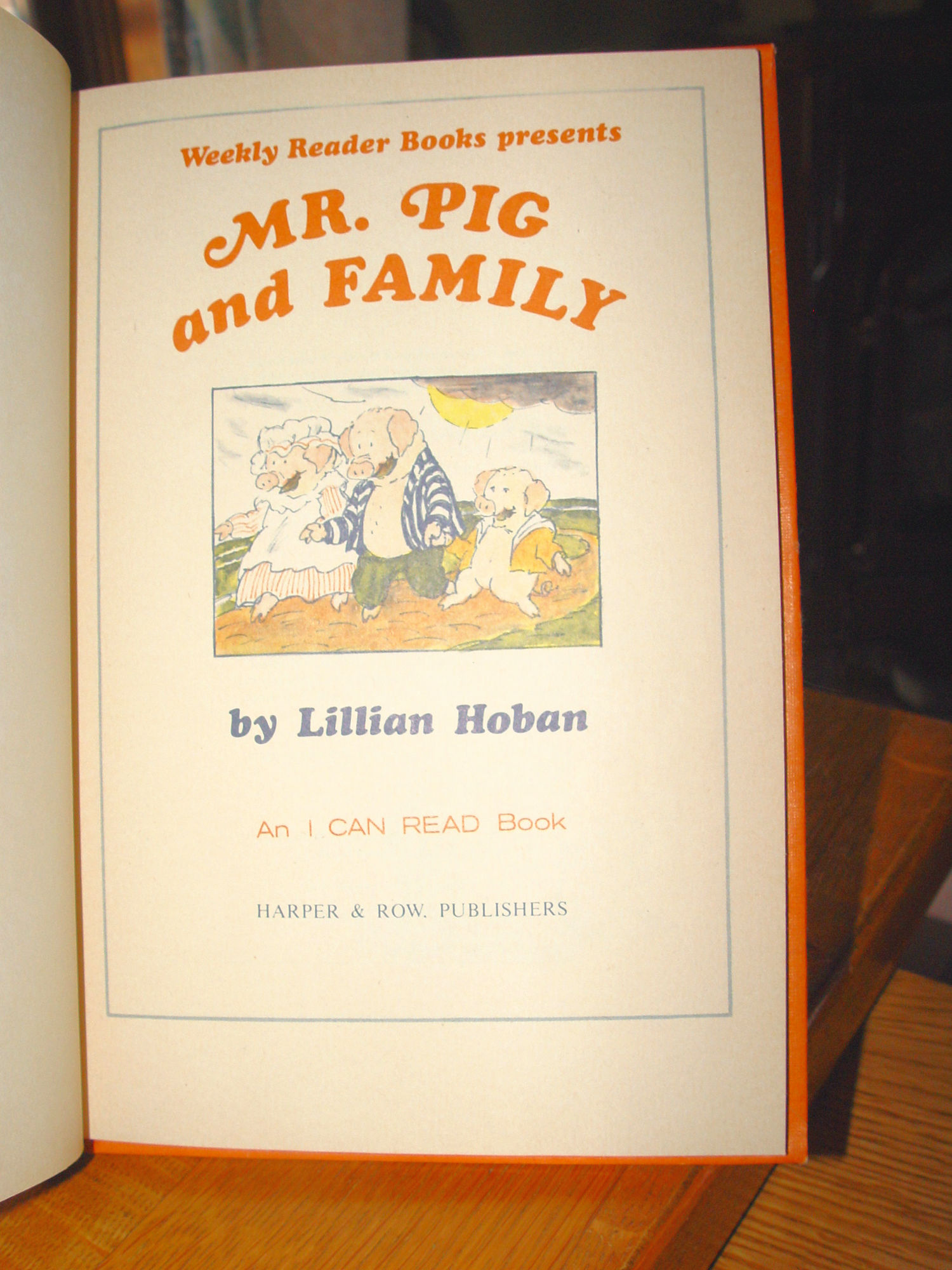Mr. Pig and Family by Lillian Hoban -
1980 First Ed. Children's Book