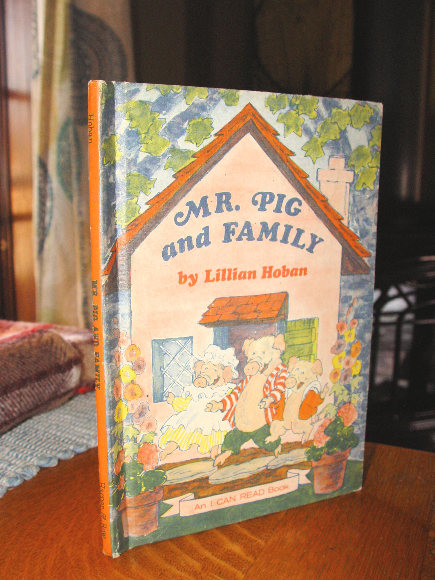 Mr. Pig and Family by Lillian Hoban -
1980 First Ed. Children's Book