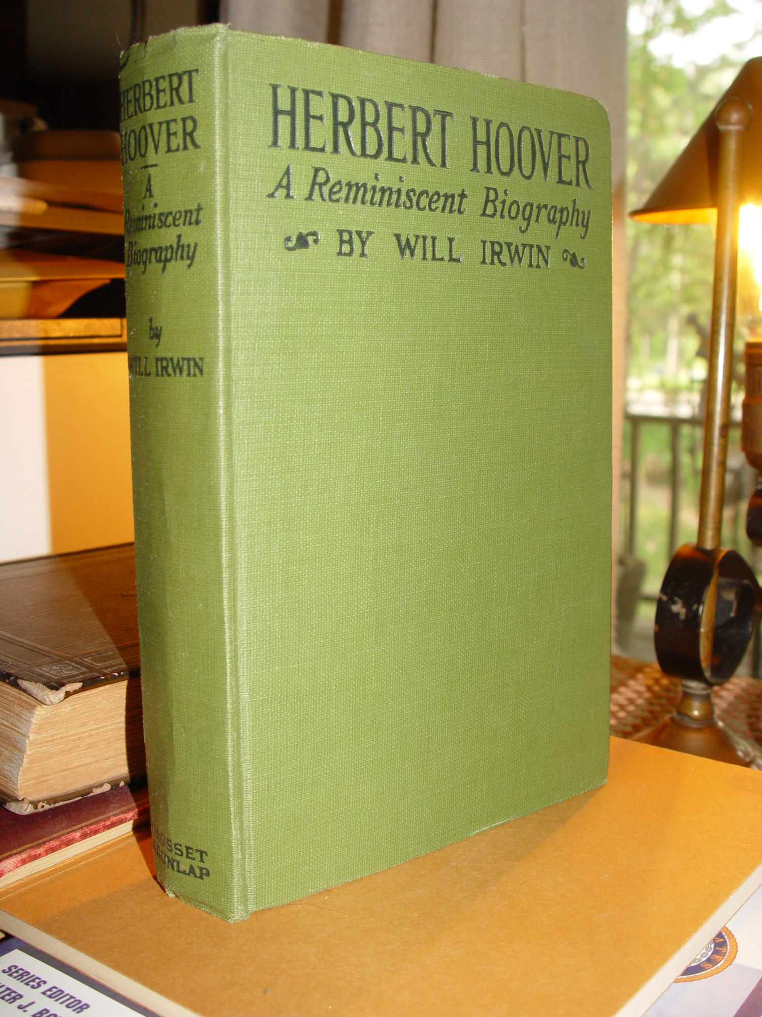 Empires of Light: the Race to Electrify the
                        World 2004 by Jill Jonnes