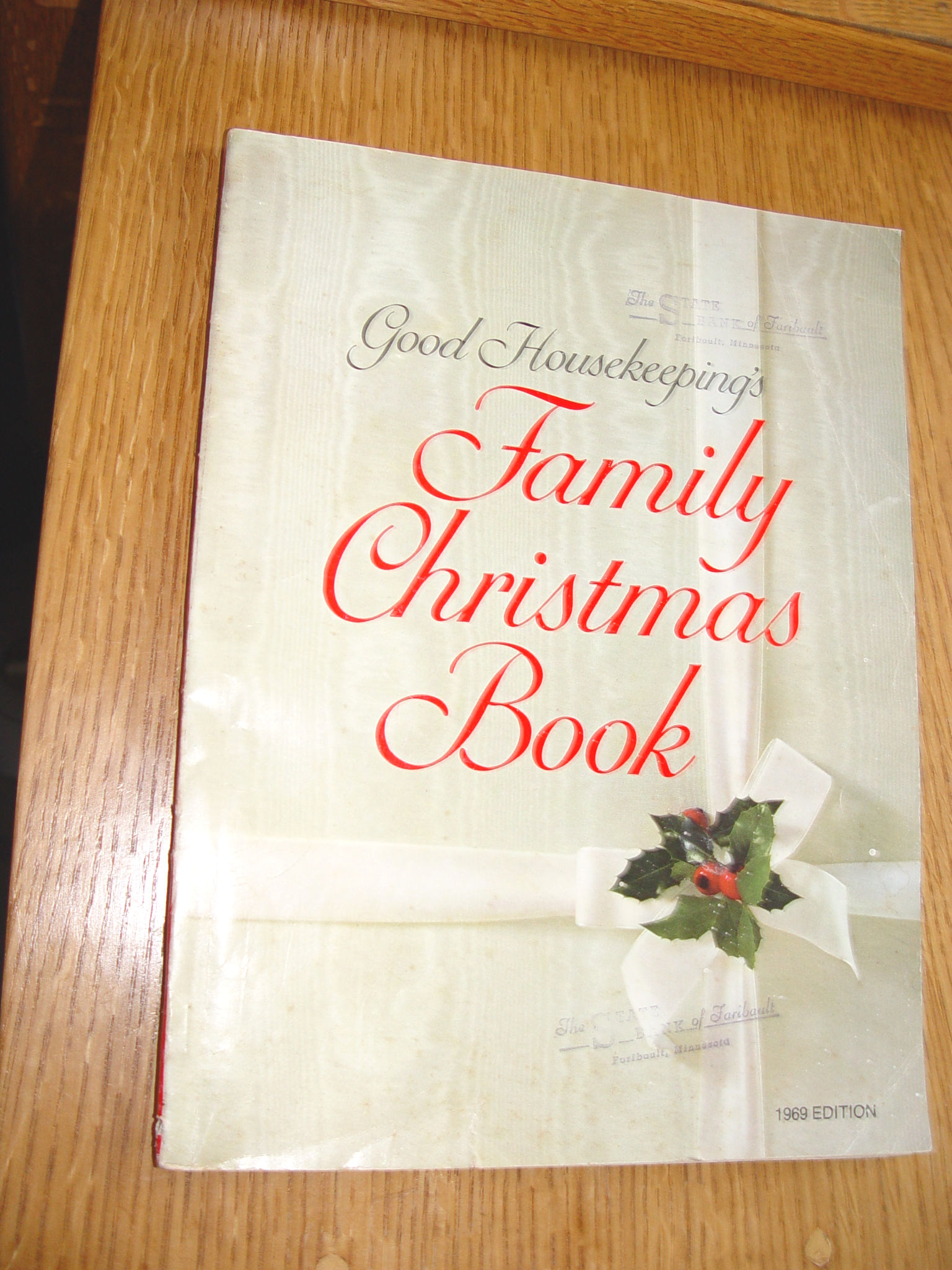 Good Housekeeping
                        Family Christmas Issue - 1969 Edition (60s
                        Flashback!)