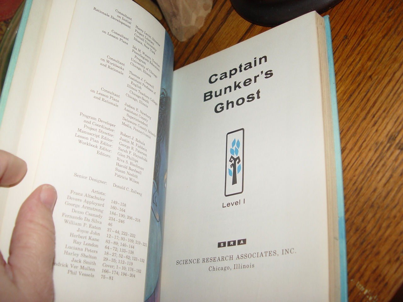 Captain Bunker's Ghost SRA School Reader
Level 1966