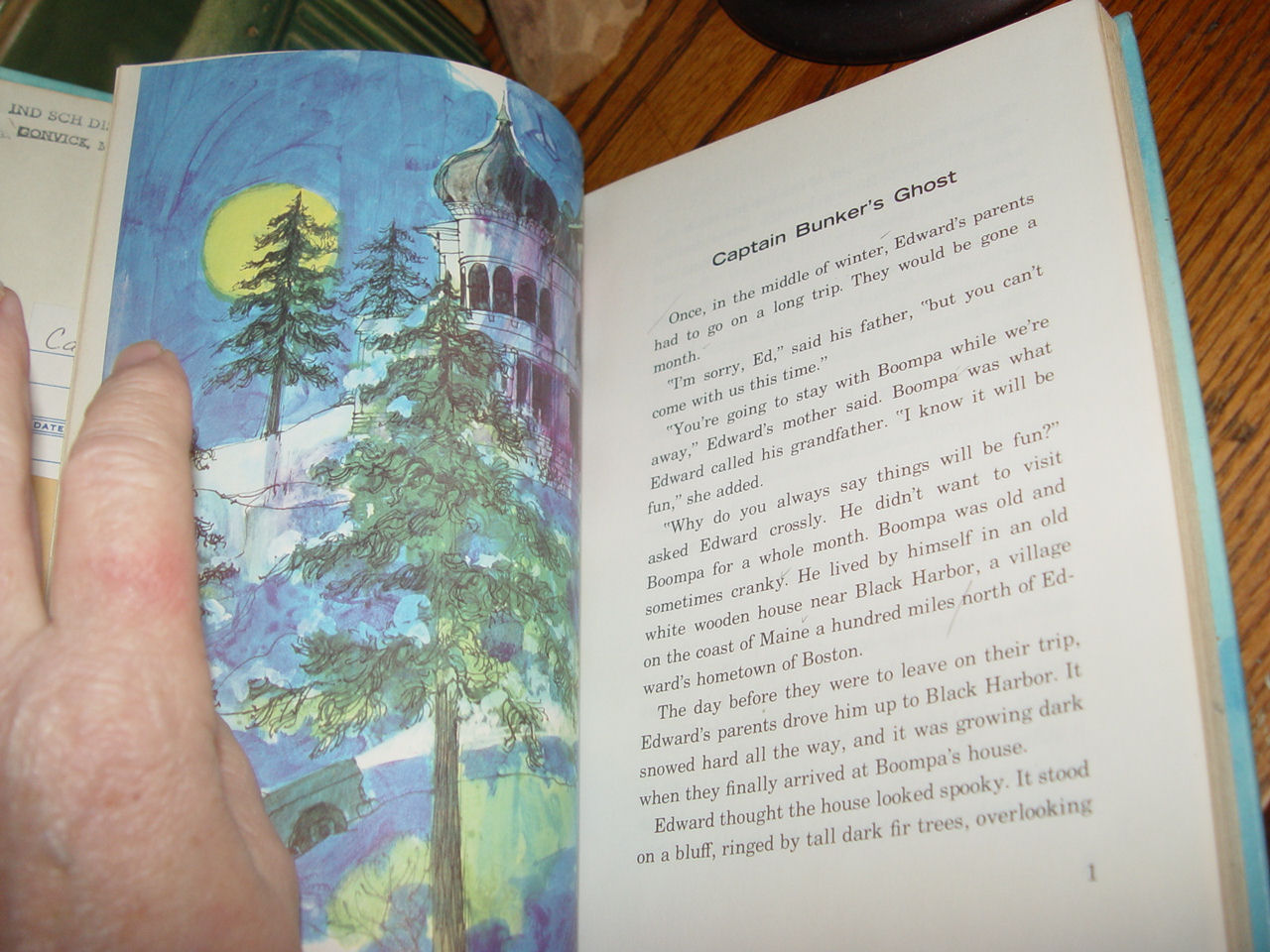 Captain Bunker's Ghost SRA School Reader
Level 1966