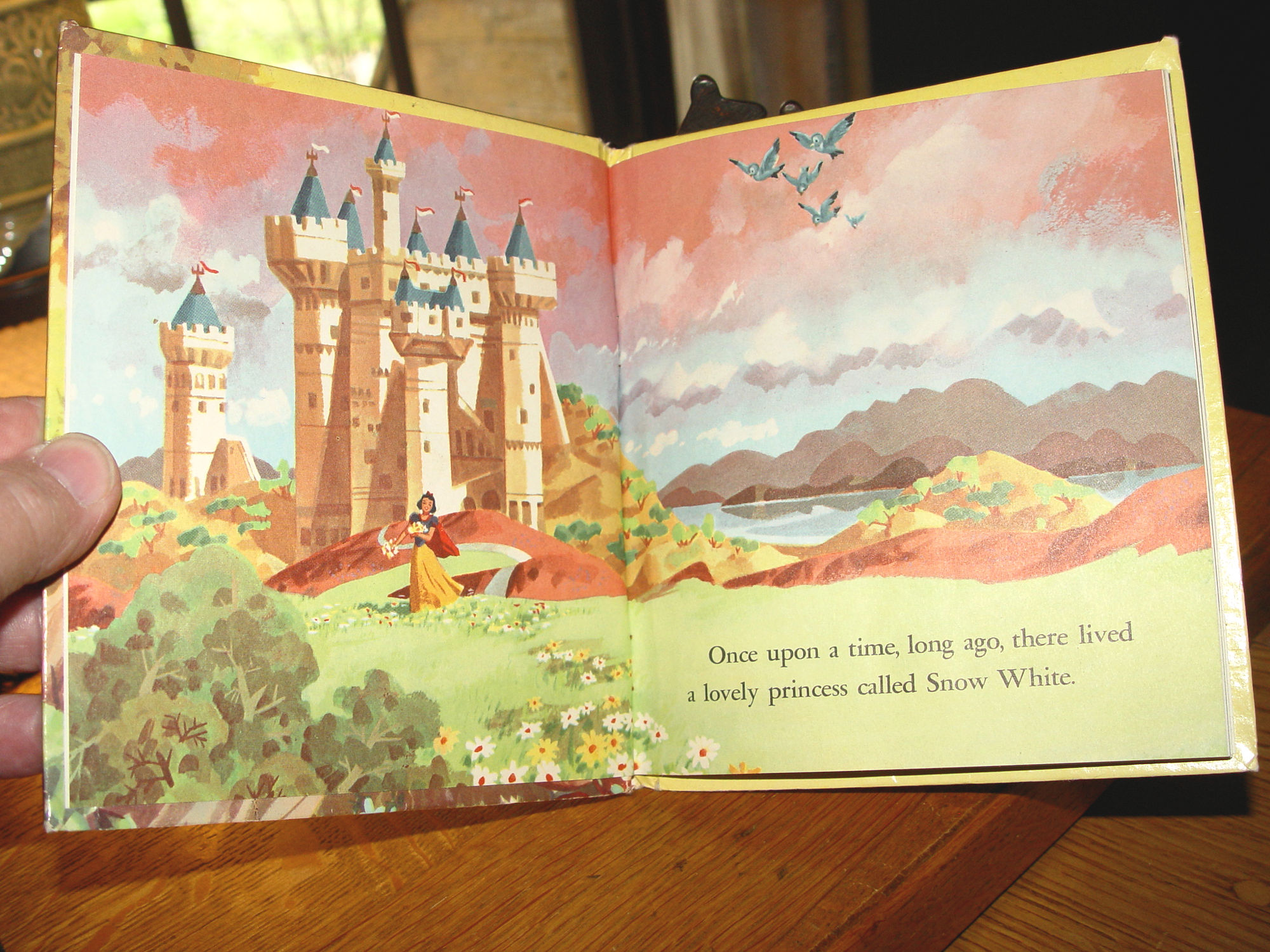 1957 Walt Disney’s Snow White and the
Seven Dwarfs – Whitman Publ. Co.